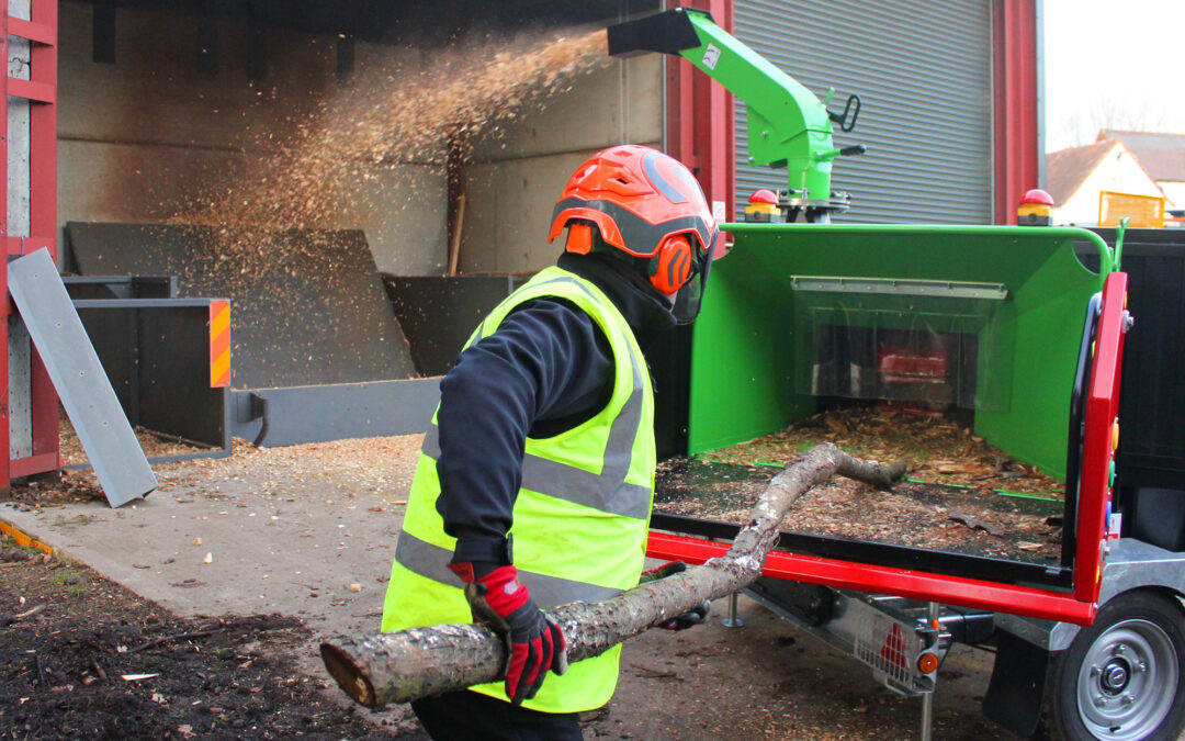 Jak vybrat štěpkovač podle typu práce (obec, firma, arborista)